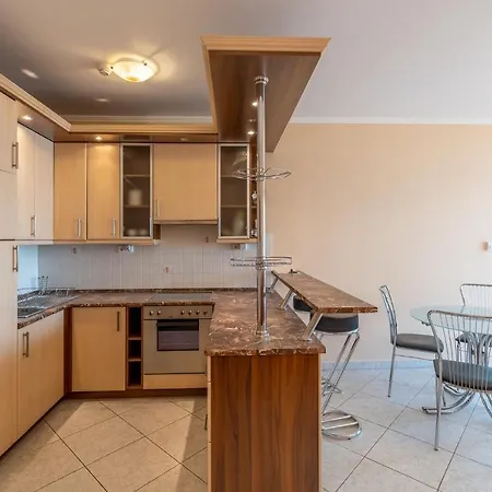 Kek Hullam By Bltn Apartament Siófok